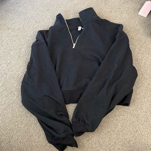 Cropped quarter zip